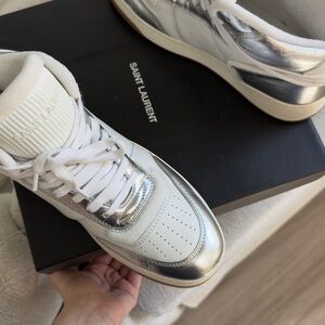 Saint Laurent Women’s Silver Metallic and White Leather Low-Top Sneakers